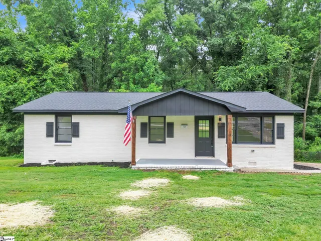 Cheap Greenwood Real Estate
