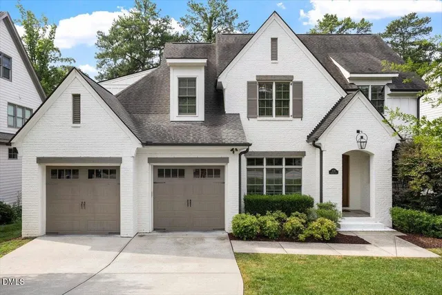 Popular Brookhaven Place Real Estate