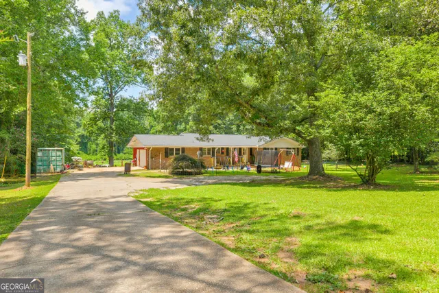 Expensive EULAYS HATFIELD Real Estate