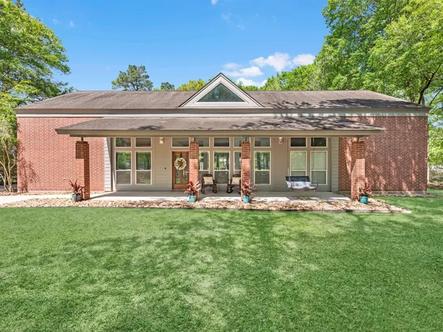 Cheap Commons Lake Houston Real Estate