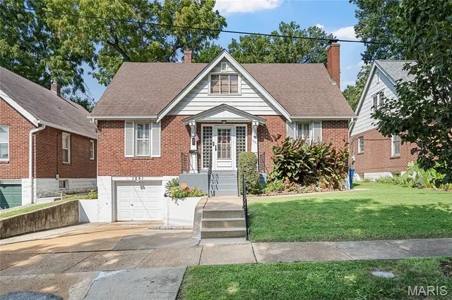 Popular Hafner Place Real Estate