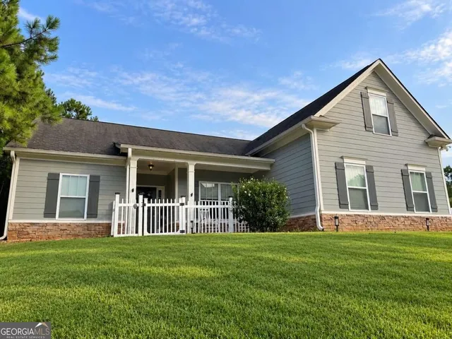 Popular Autumn Canyon Real Estate