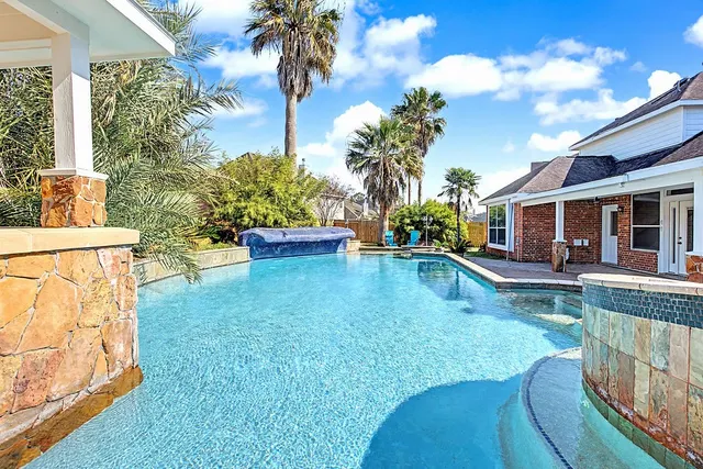 Popular Savannah Ridge Sec 3 Real Estate