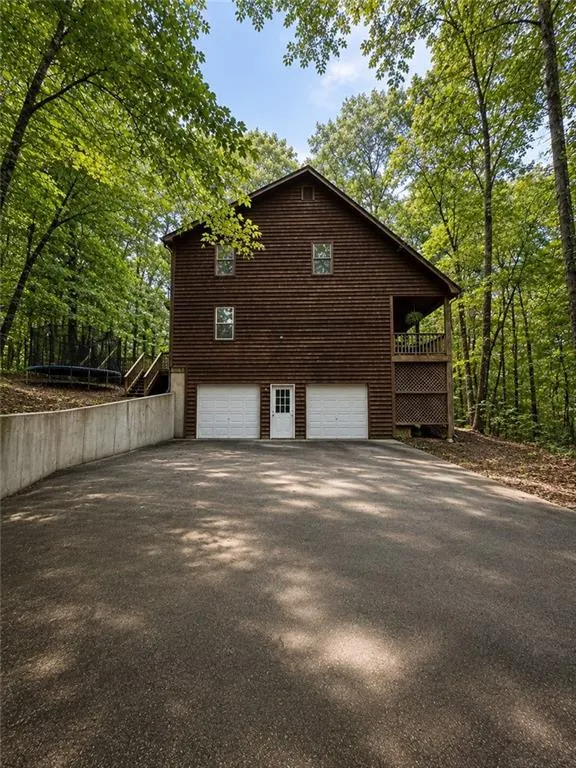 Popular Nebo Place Real Estate