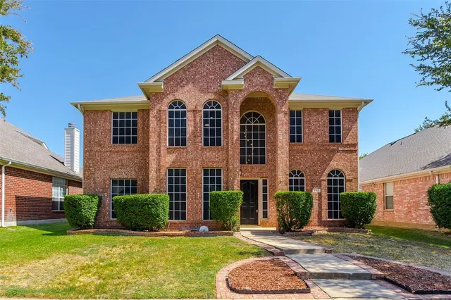 Popular Spring Meadow Real Estate