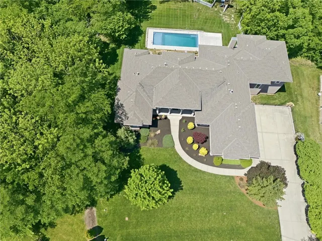 Popular Stone Gate Real Estate