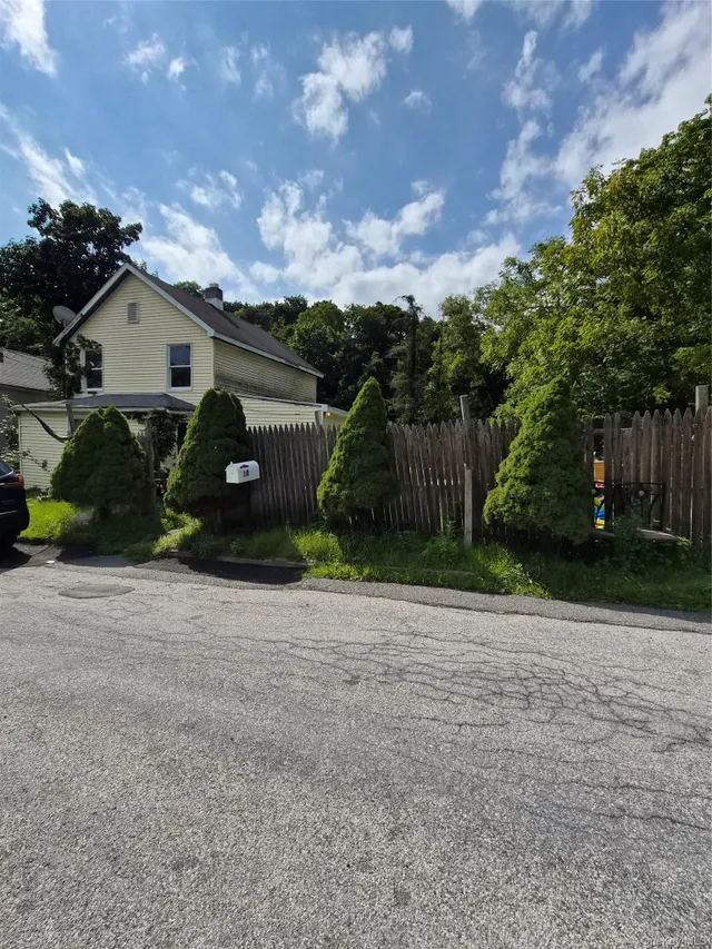 Cheap Staatsburg Real Estate