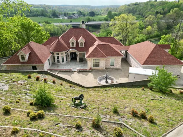 Popular Thayer Real Estate