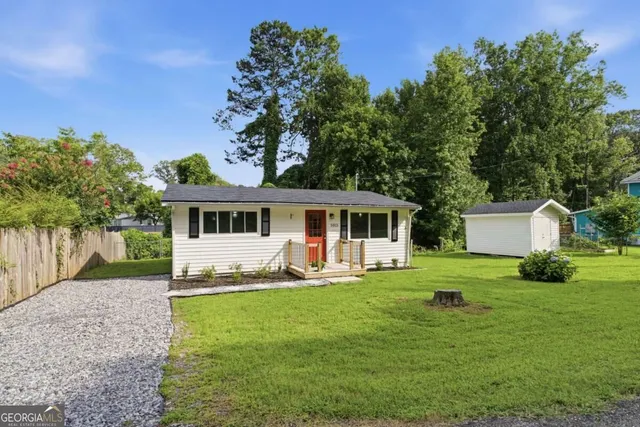 Expensive Colonial Club Estates Real Estate