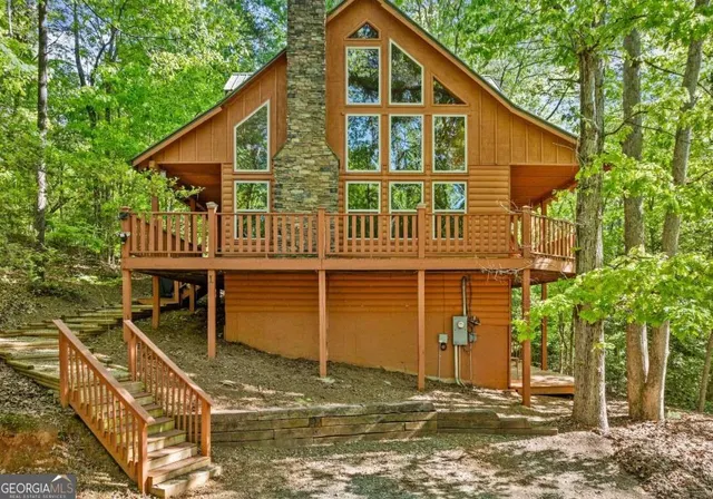Popular Fern Meadows Real Estate