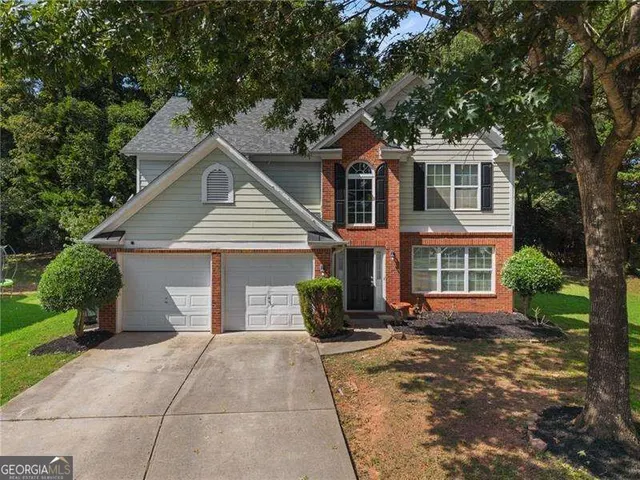 Expensive Hampton Chase Real Estate