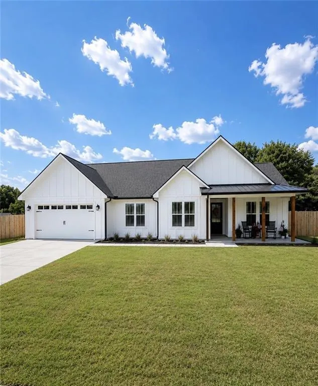 Popular Bramblewood Estate Real Estate