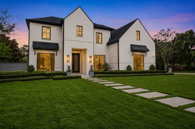 Popular Bayhurst Oaks Real Estate