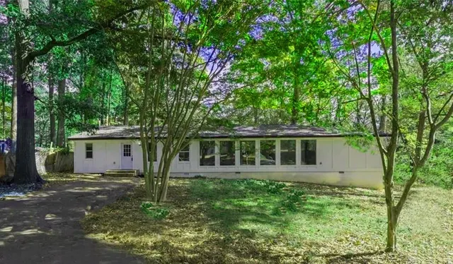 Popular Allatoona Pines Real Estate