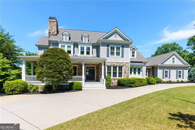 Expensive Waterside Estate Real Estate