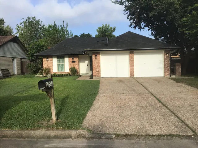 Popular Fallbrook Sec 03 Real Estate