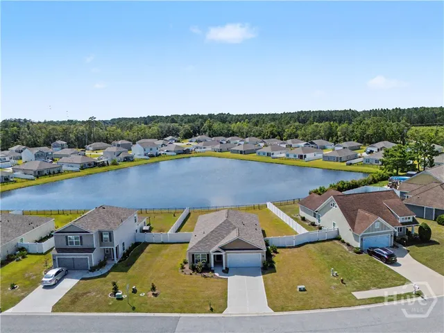 Popular Autumns Wood Ph Three-B Real Estate