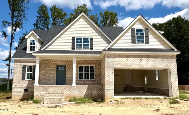 Popular Carriage Woods Real Estate