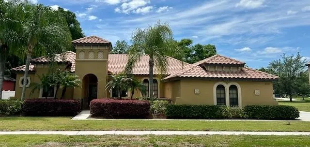 Popular OAK VILLA Real Estate