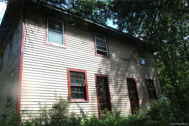 Cheap Roscoe Real Estate