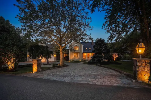Expensive Stratham Real Estate
