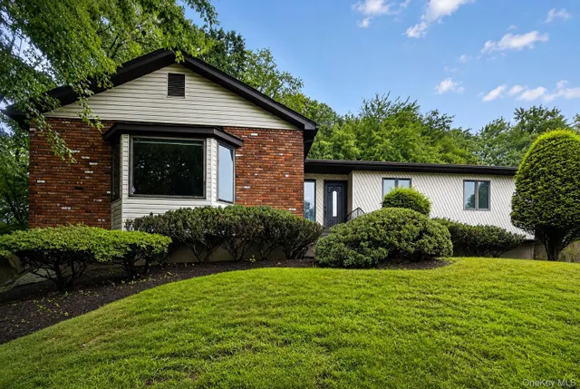 Popular Water Mill Estates Real Estate