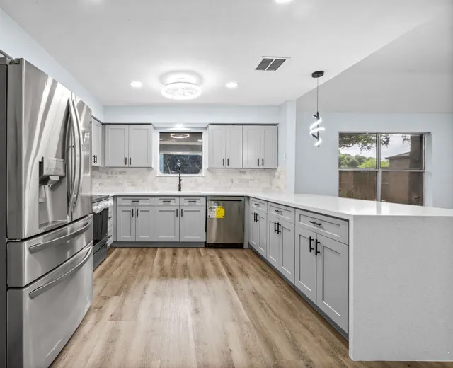 Popular Tremont Village Real Estate