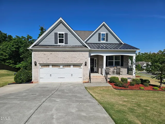 Popular Valley Springs Real Estate