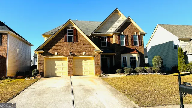 Popular Victoria Highlands Real Estate