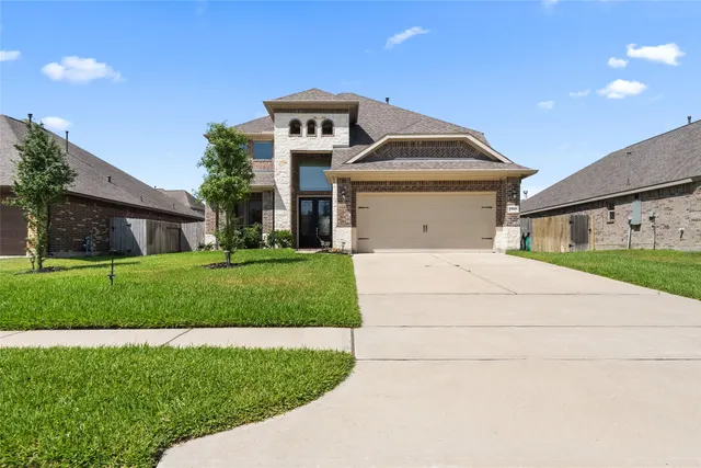 Popular AlburyTrails Estates Real Estate
