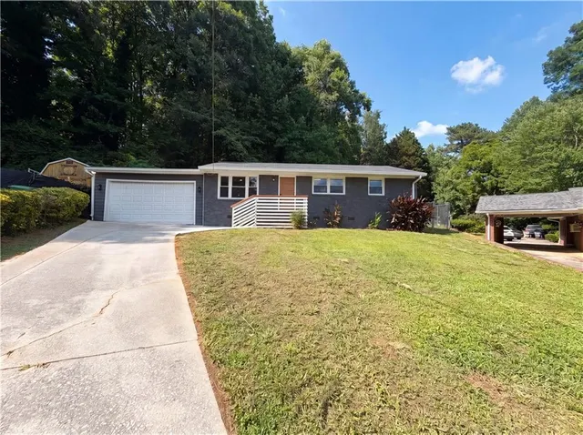 Popular Ridgecrest Forest Real Estate
