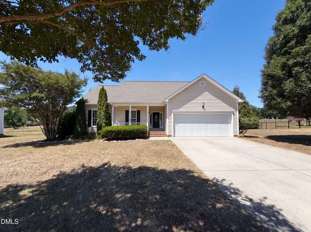Expensive Glen Oaks Real Estate