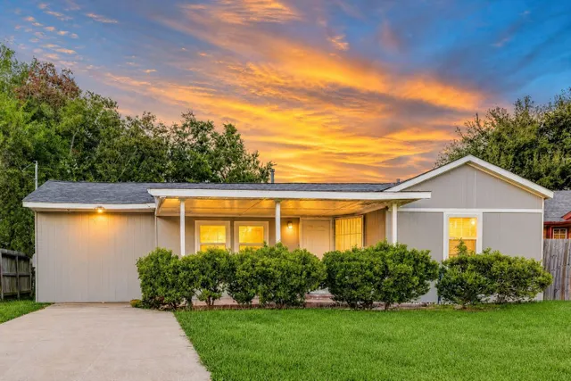 Popular Breezy Side Real Estate