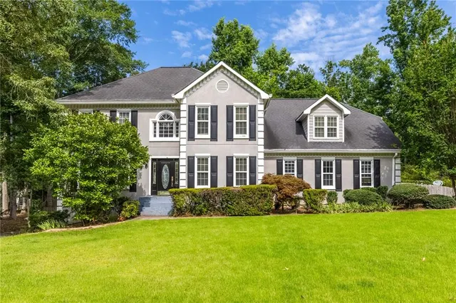Popular Wynford Chase Real Estate