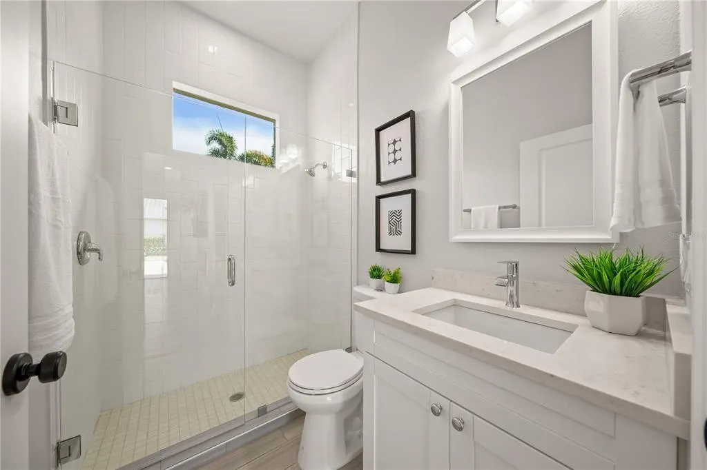 Listing Thumbnail Image 21