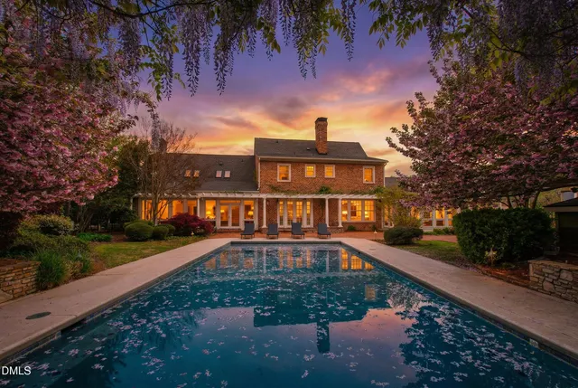 Popular Murray Hill at Crosswinds Real Estate