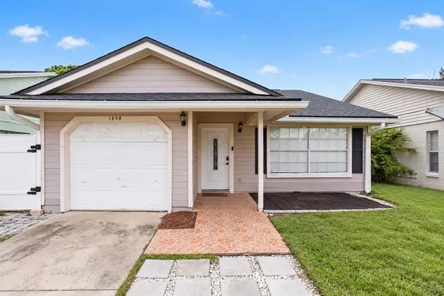 Expensive SUTTON RIDGE PH 01 Real Estate