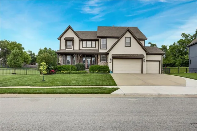 Popular Reserve at Prairie Highlands Real Estate