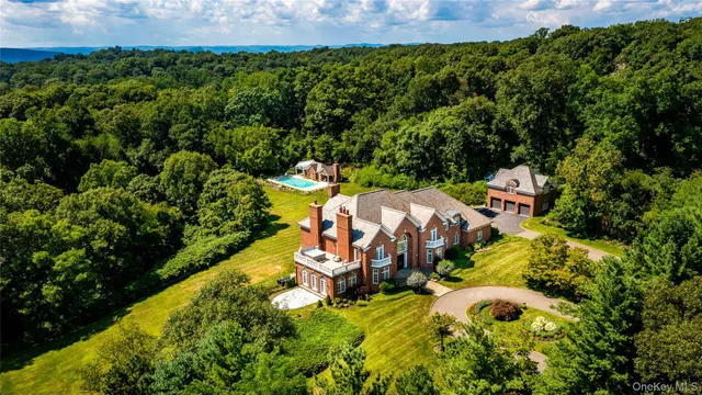 Expensive Briarcliff Manor Real Estate