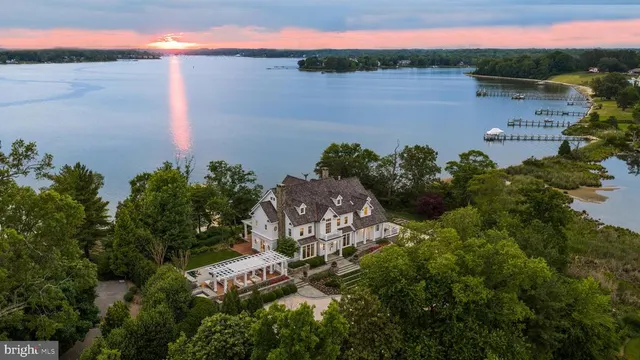 Popular Wimbledon Farms Real Estate