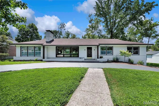 Popular Spoede Hills Real Estate