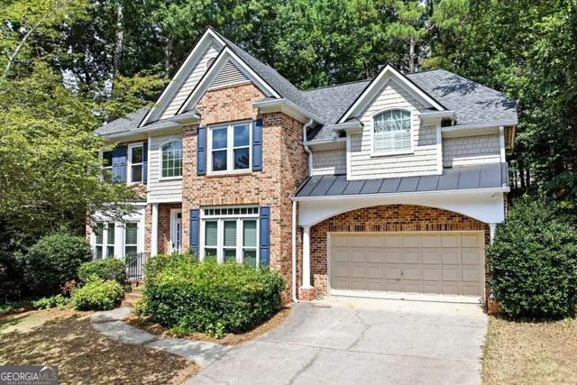 Popular Vinings Estates Real Estate