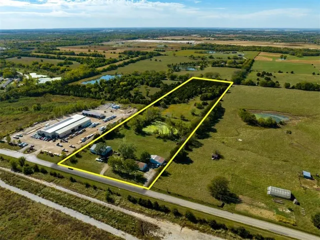 Popular De Soto Real Estate