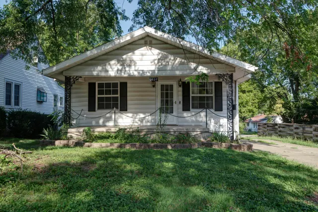 Expensive Woodland Hts Real Estate