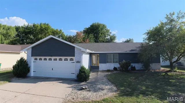 Popular Pine Tree Estates Real Estate