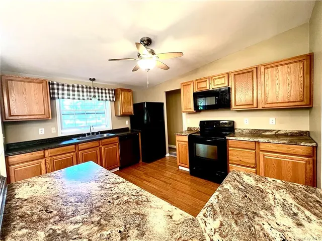 4 Laviclin Lane, Cuddebackville NY 12729