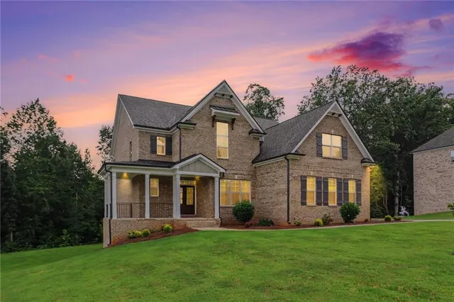 Popular The Estates at Hurricane Pointe Real Estate