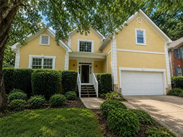 Popular Shaw Lake Real Estate