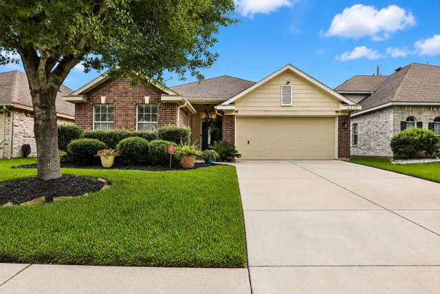 Cheap Devinwood Ph 01 Real Estate
