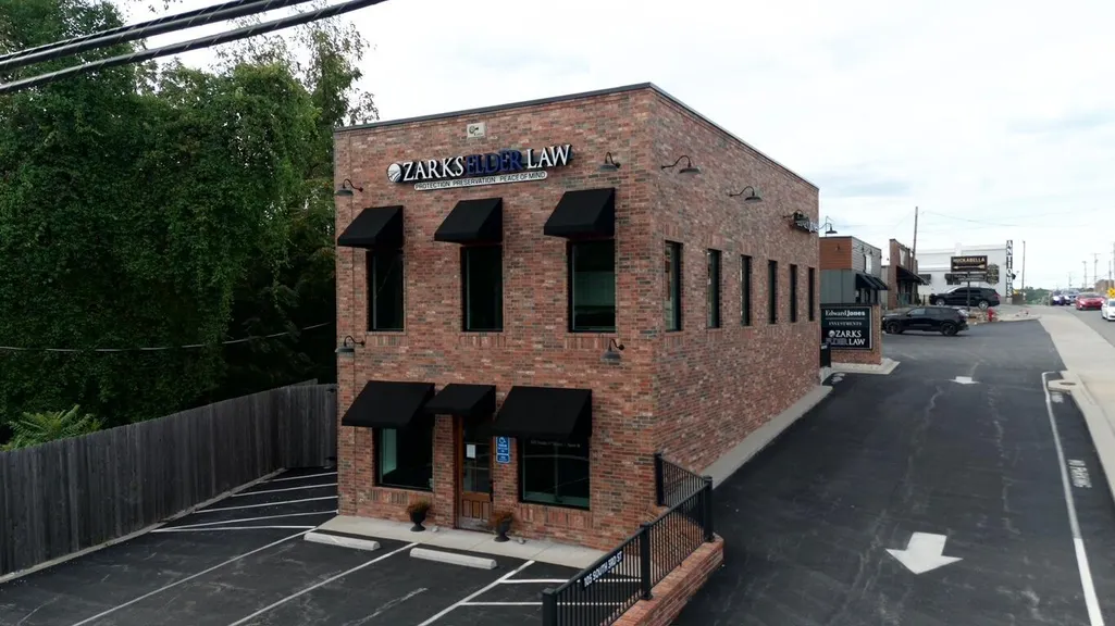 105 S 3Rd St,Unit Ozark, Ozark, MO 65721